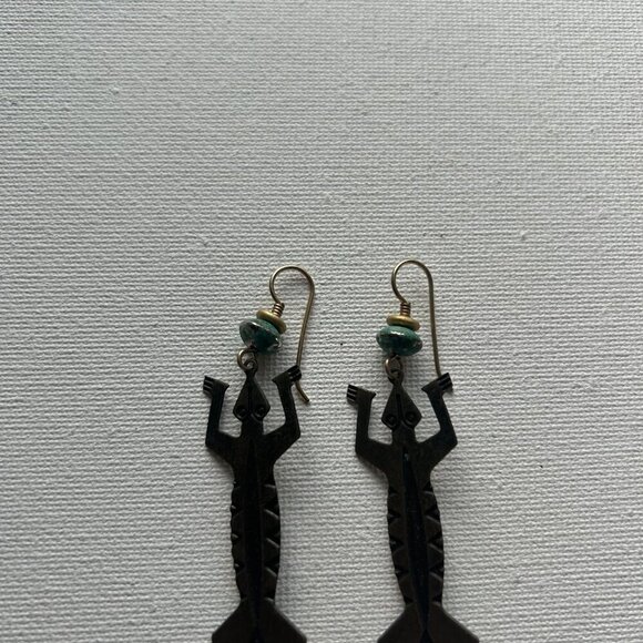 Vintage Antique Metal Tiger Dangle Earrings - Picture 3 of 5